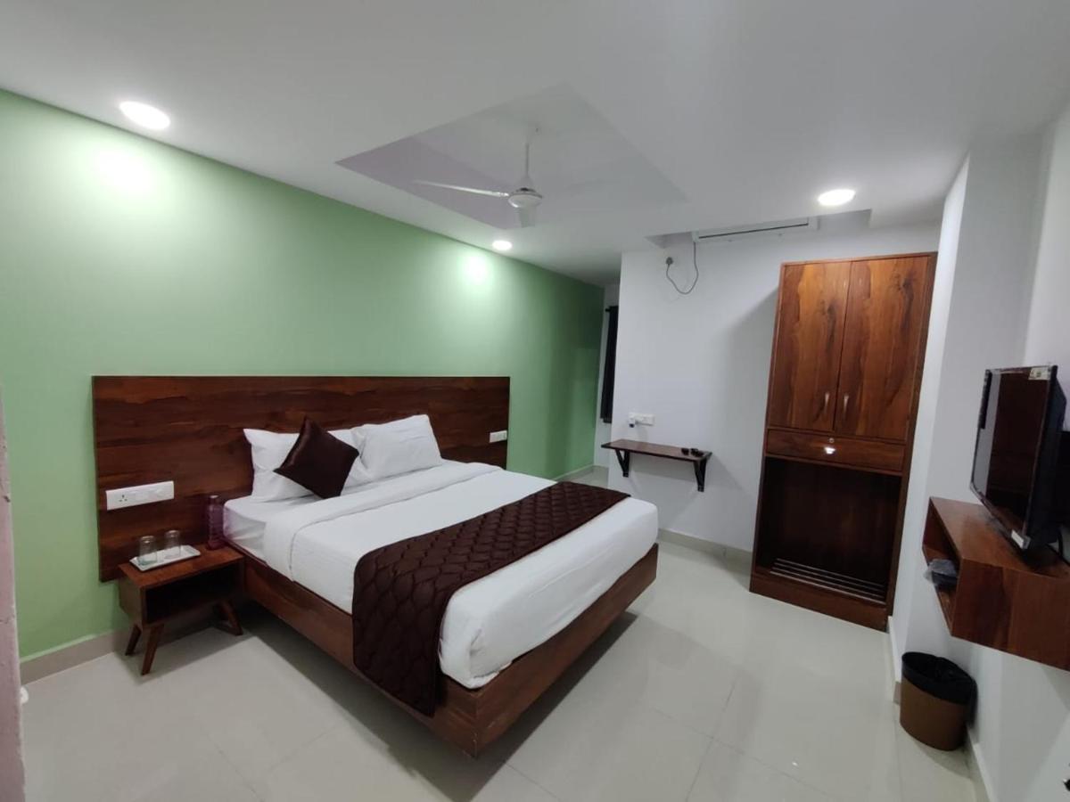 Hotel Prime Jubilee Hyderabad Eksteriør billede